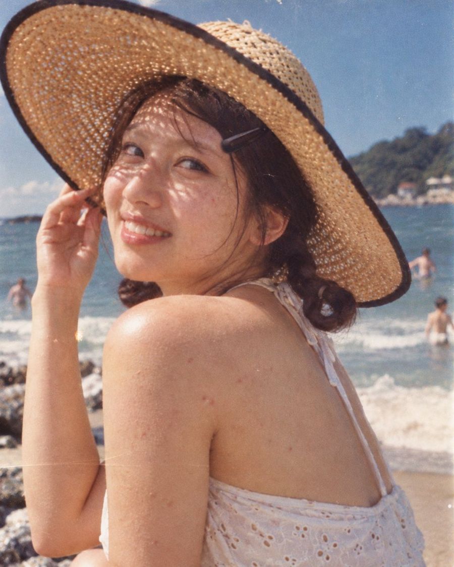 Showa Retro Beach Portrait