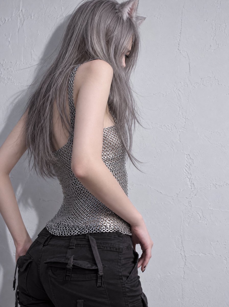 Silver-Haired Girl in Chainmail